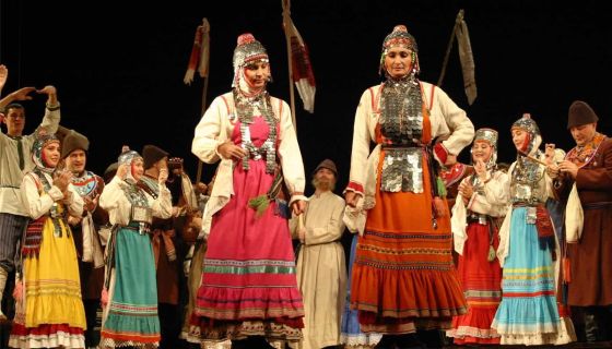 Музыкальный спектакль «Ялта / В деревне»