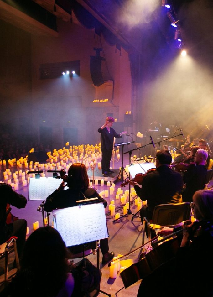 Концерт «Музыка киношедевров в сиянии тысячи свечей»