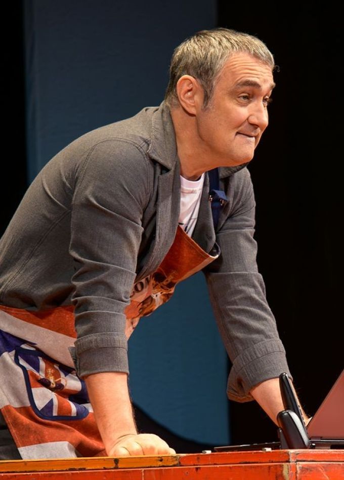 Спектакль «У каждого свои недостатки»