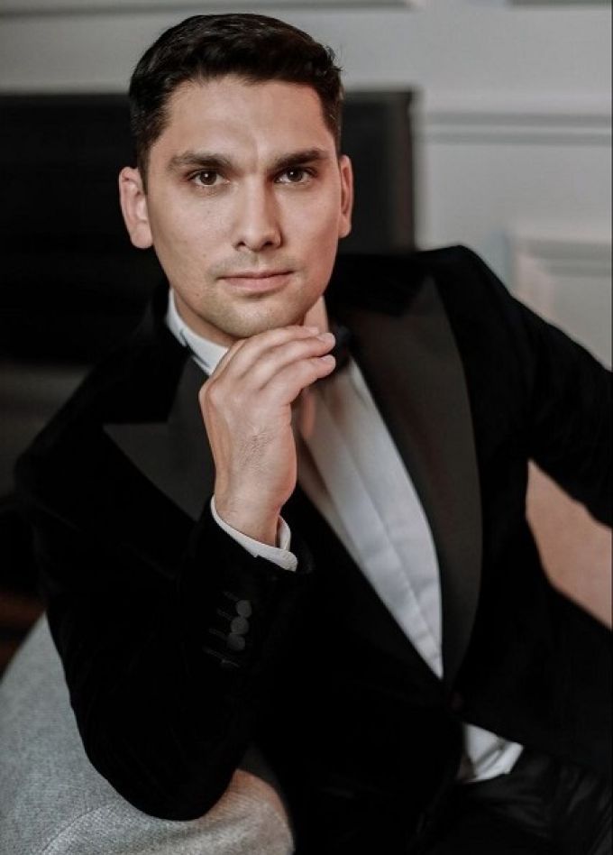 Владимир Ашмарин