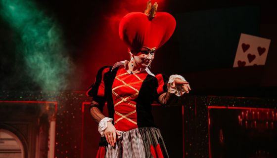 Спектакль «Алиса в стране чудес»