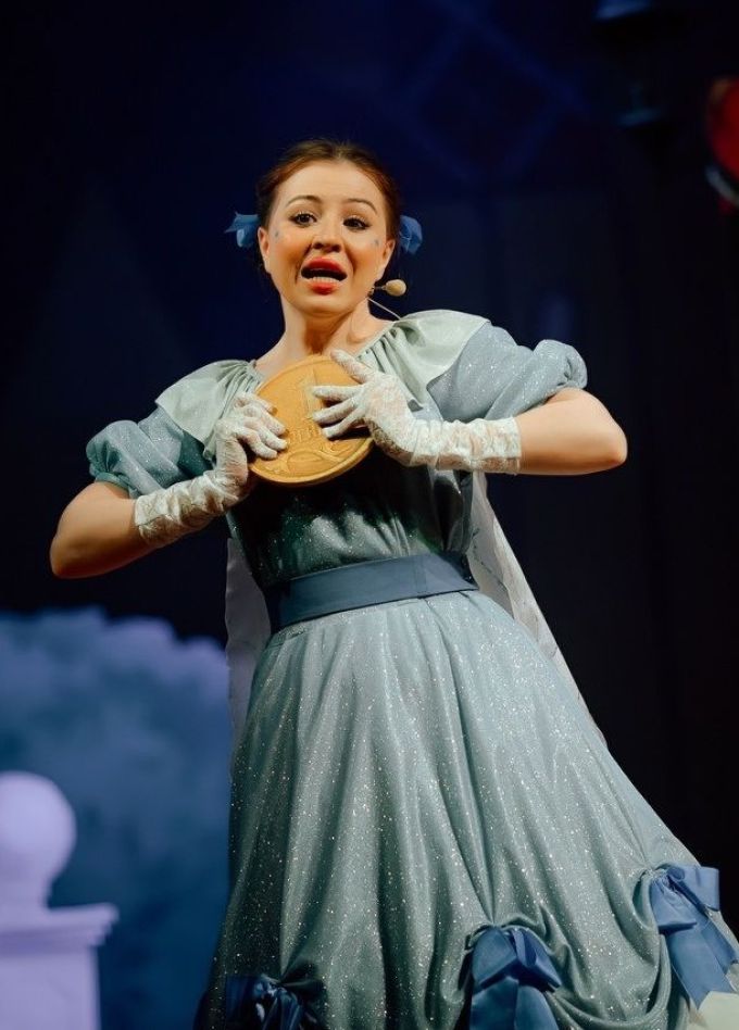 Спектакль «Муха-Цокотуха»