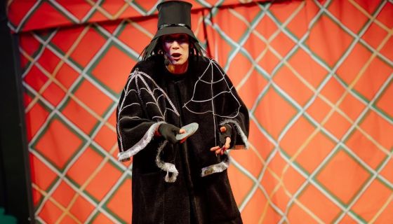 Спектакль «Муха-Цокотуха»