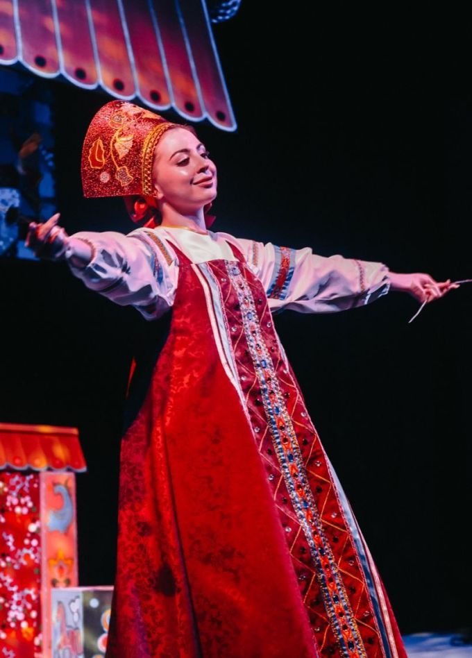 Спектакль «Сказочки на лавочке»