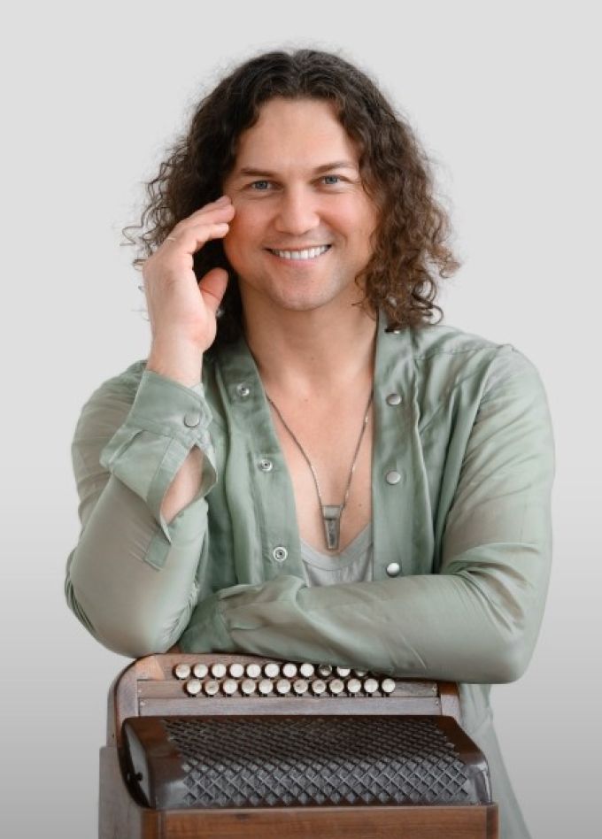 Александр Бардин